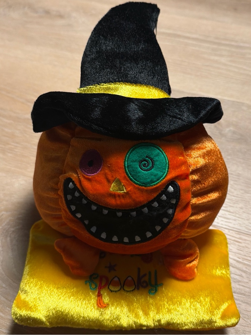 NEN Halloween Pumpkin Witch Hat Spooky Jack O Lantern Crane Machine Plush Toy